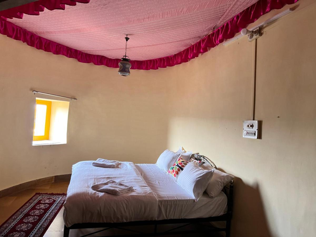 Golden villa Jaisalmer Eksteriør billede