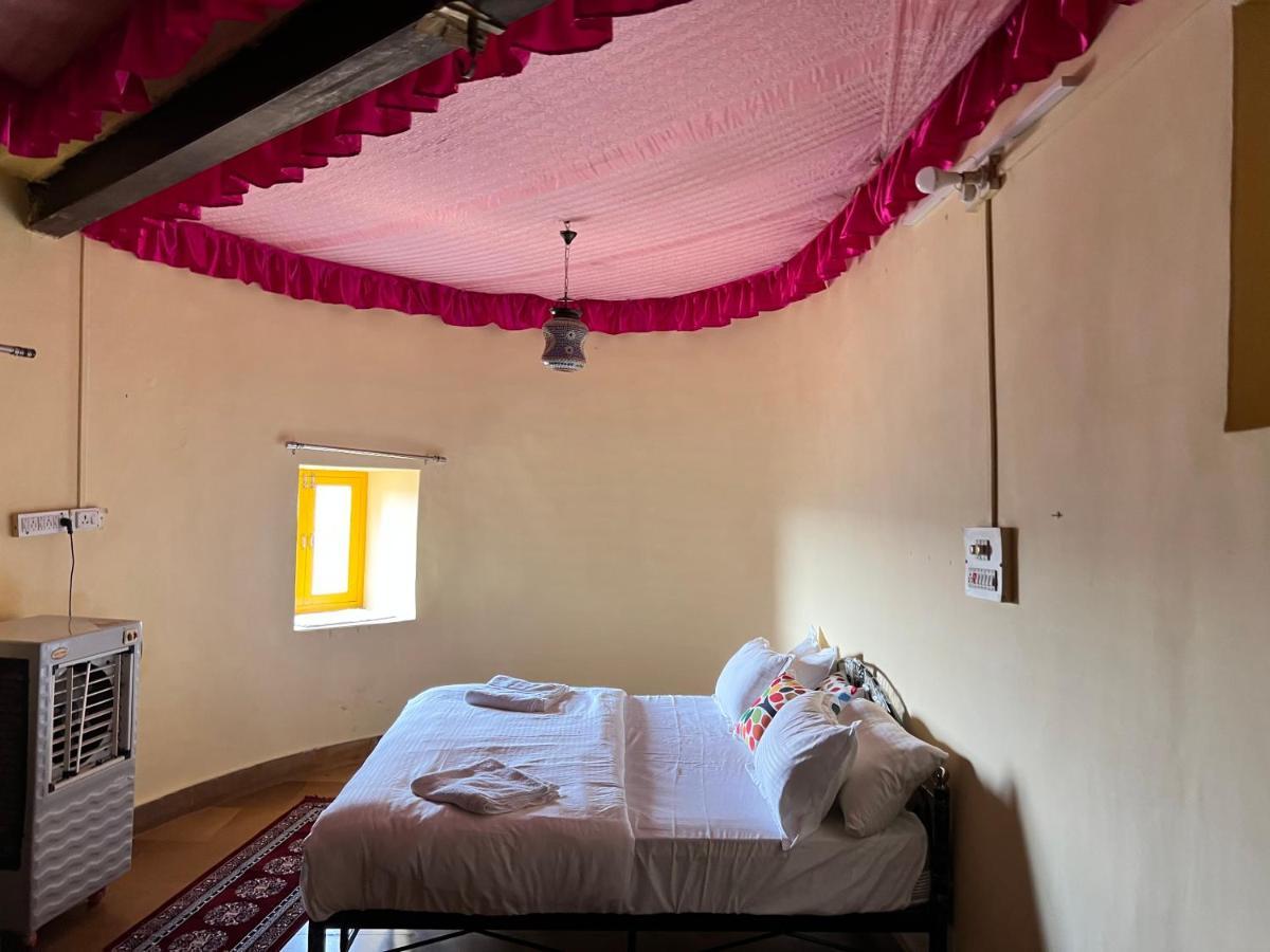 Golden villa Jaisalmer Eksteriør billede